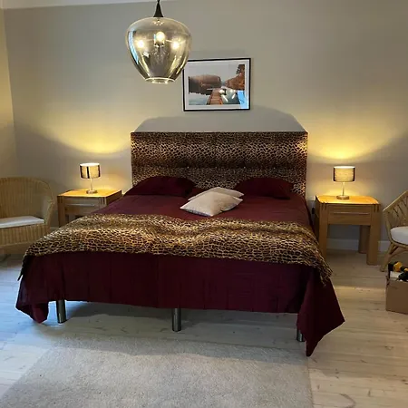 Upea Kolmio Etu-toeoeloessae Helsinki