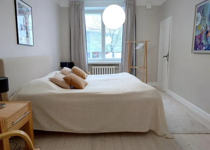 Upea Kolmio Etu-toeoeloessae *