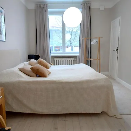 Upea Kolmio Etu-toeoeloessae *